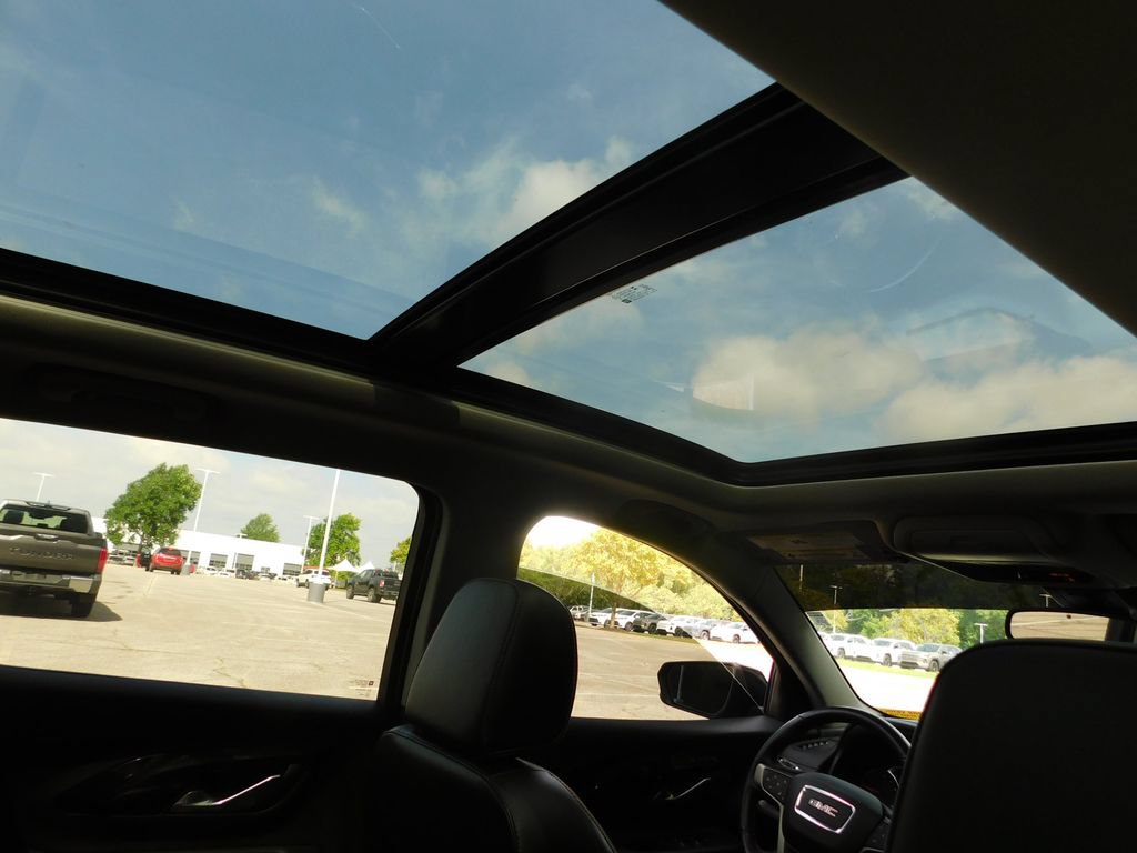Certified 2024 GMC Terrain AT4 w/ Tech Package AWD/4WD image 4