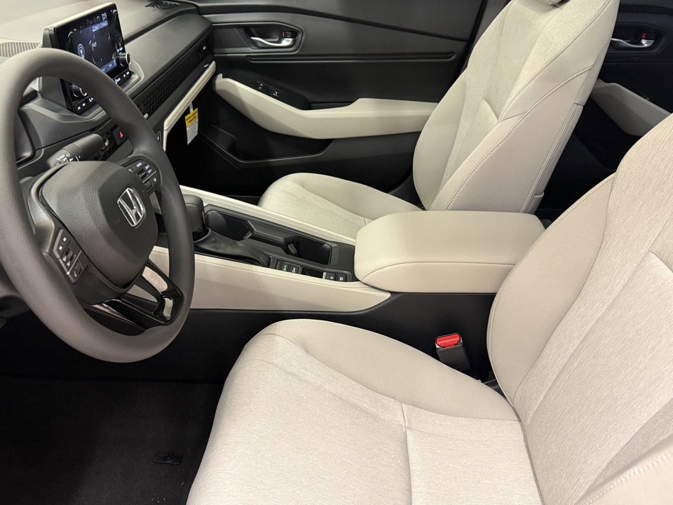 New 2025 Honda Accord SE image 16