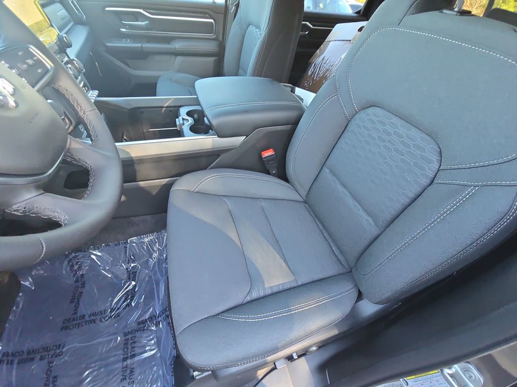 New 2026 RAM 1500 Big Horn AWD/4WD image 15