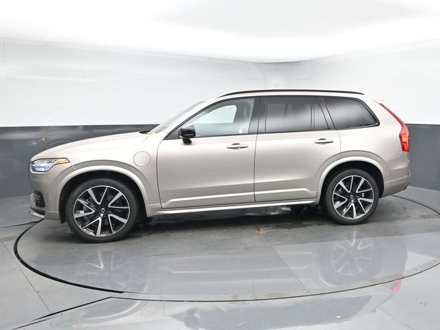 Used 2023 Volvo XC90 T8 Ultimate AWD/4WD image 4