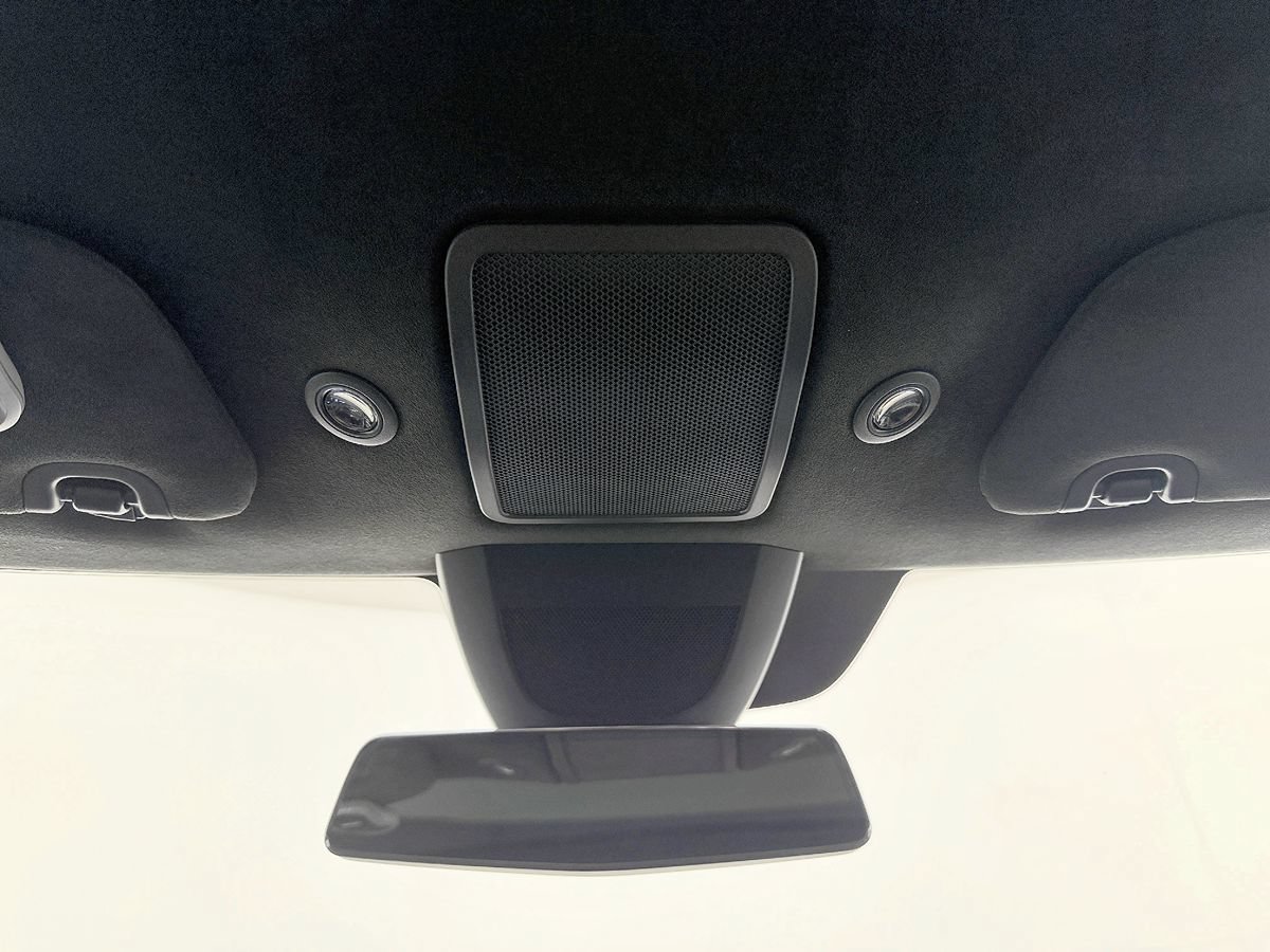 Used 2016 Tesla Model S 70D AWD/4WD image 47