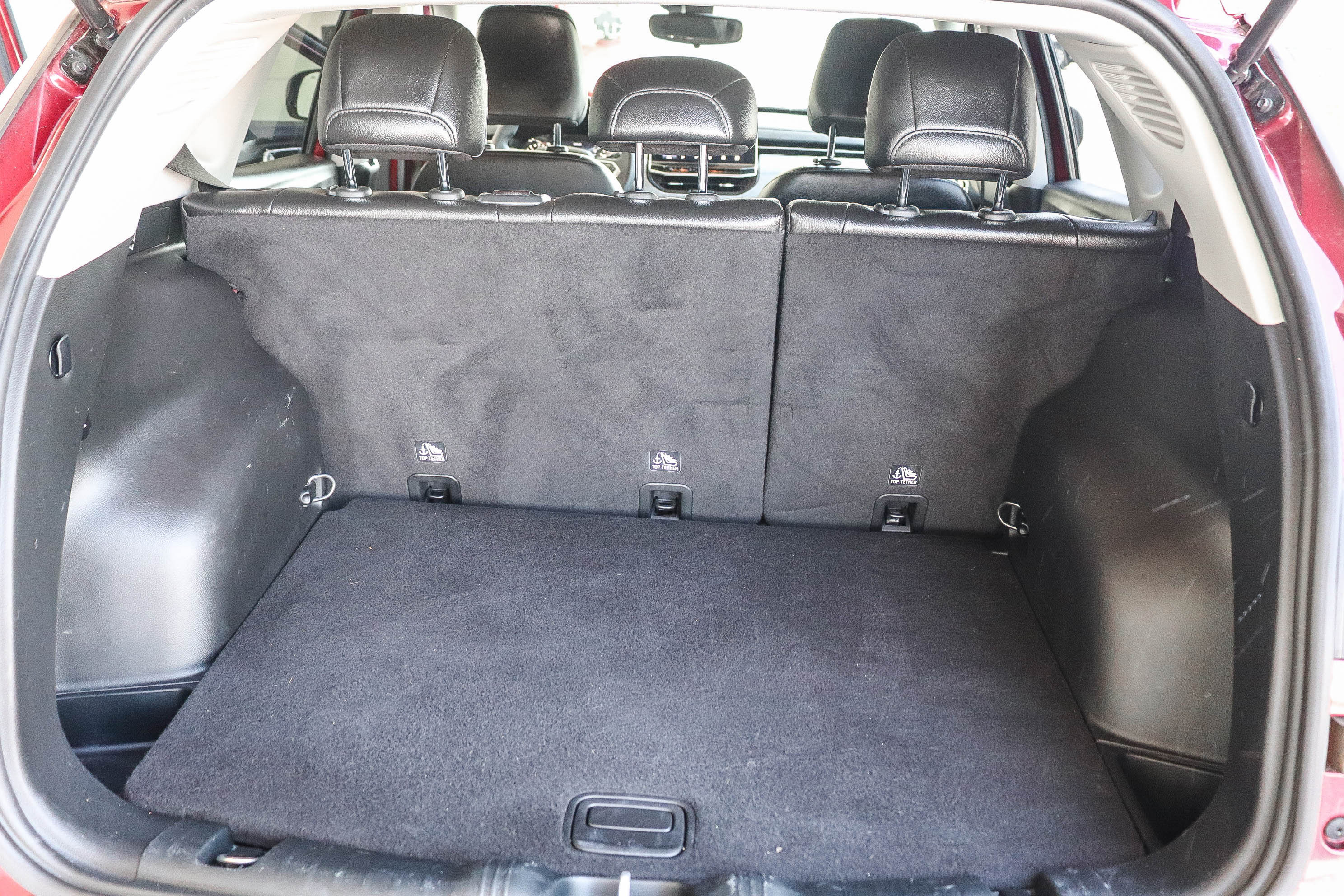 Used 2022 Jeep Compass Latitude FWD image 30