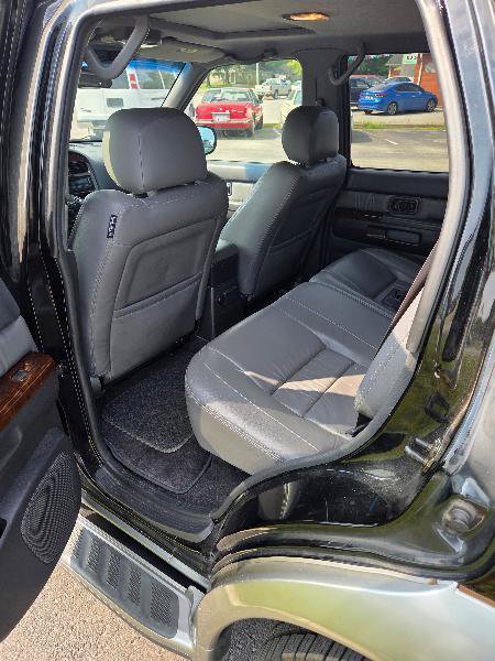 Used 2000 INFINITI QX4 4WD image 17