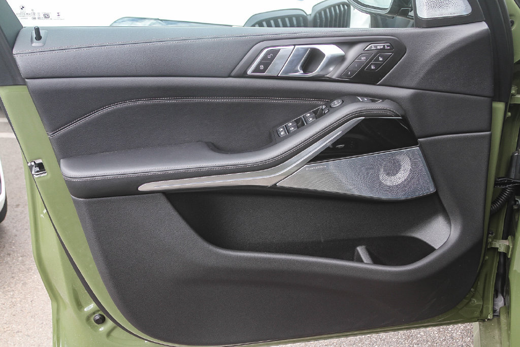 New 2026 BMW ALPINA XB7 AWD/4WD image 18