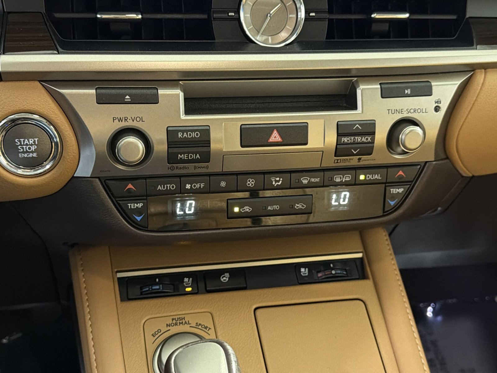 Used 2016 Lexus ES 350 w/ Navigation System Package FWD image 23