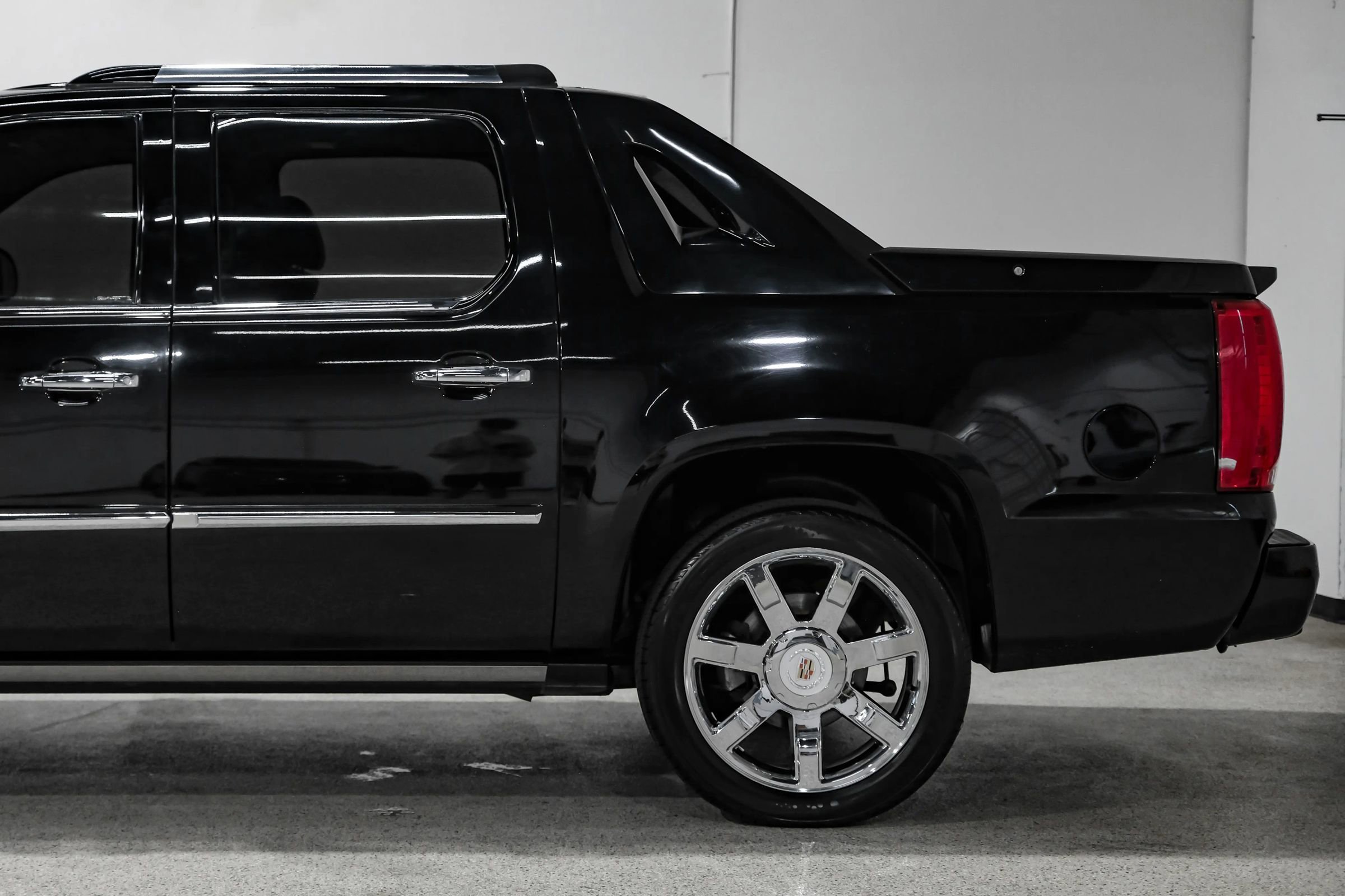 Used 2013 Cadillac Escalade EXT Premium AWD/4WD image 15