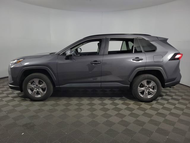 Used 2023 Toyota RAV4 XLE image 4