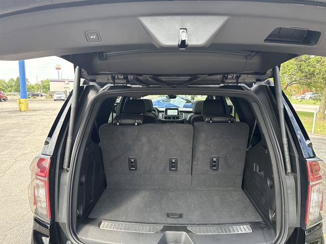 Certified 2024 Chevrolet Tahoe Premier w/ Premium Package AWD/4WD image 22