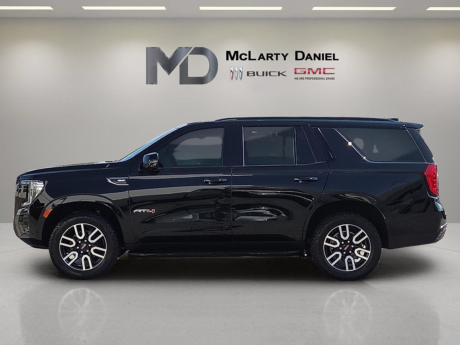 Certified 2024 GMC Yukon AT4 w/ Technology Package AWD/4WD video 2