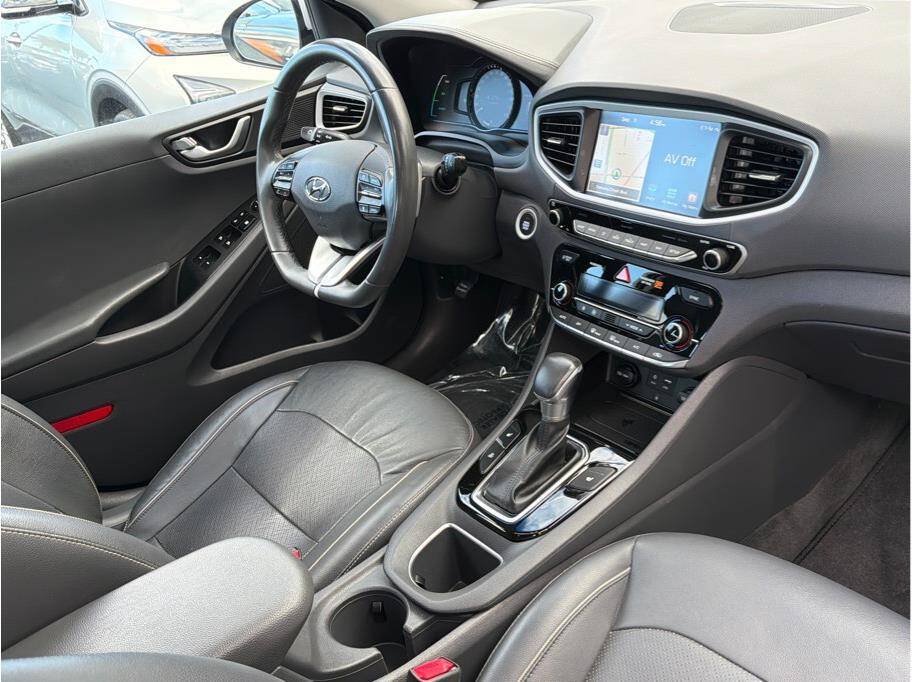 Used 2019 Hyundai Ioniq Limited w/ Ultimate Package 02 FWD image 6