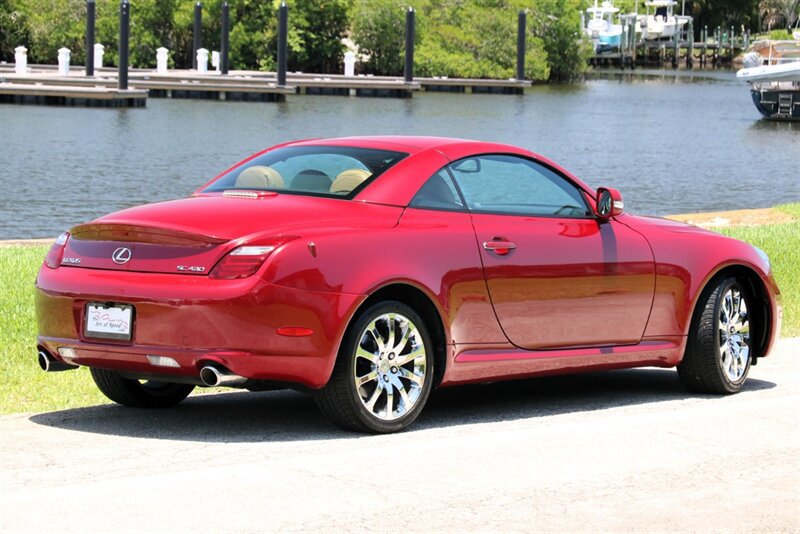 Used 2009 Lexus SC 430 Convertible RWD image 3