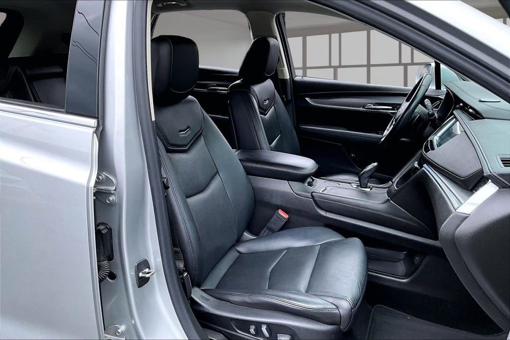 Used 2019 Cadillac XT5 Luxury FWD image 7
