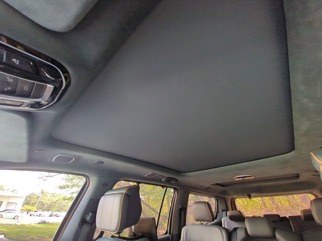 Used 2022 Jeep Grand Wagoneer Series II w/ Premium Group II image 16