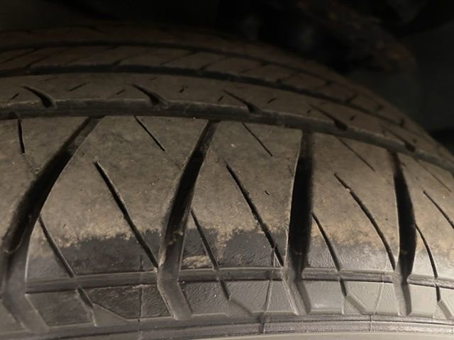 Used 2012 Chrysler 200 LX image 28