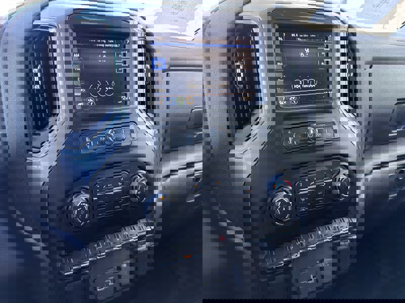 Used 2021 Chevrolet Silverado 1500 Custom image 21