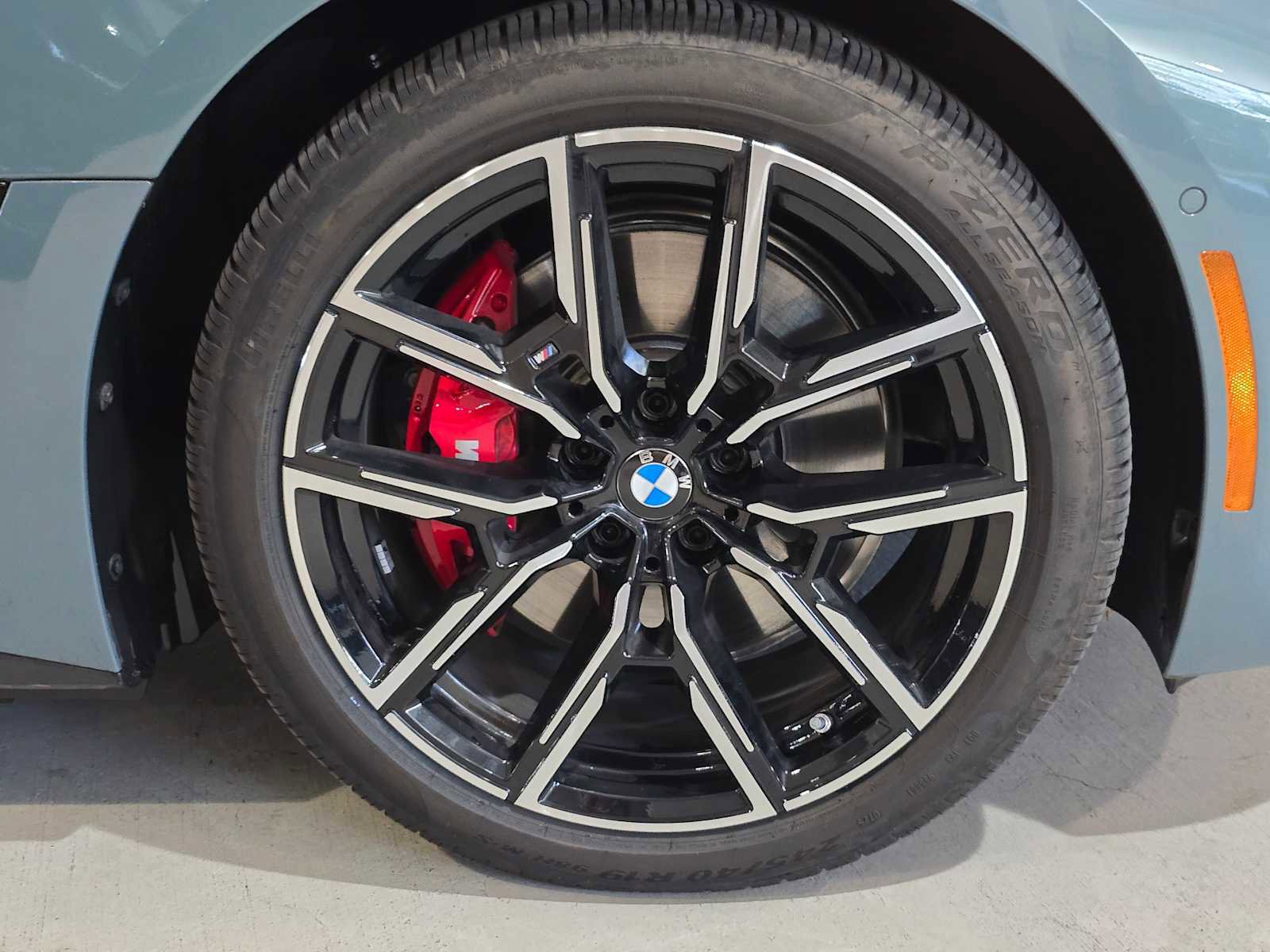 Used 2025 BMW i4 xDrive40i w/ M Sport Package AWD/4WD image 9