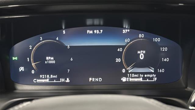 Used 2024 Lincoln Aviator AWD w/ Premium Package image 17