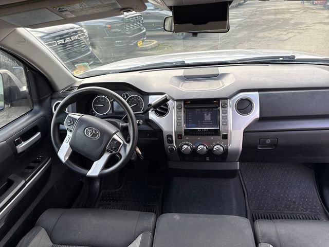 Used 2015 Toyota Tundra SR5 image 11