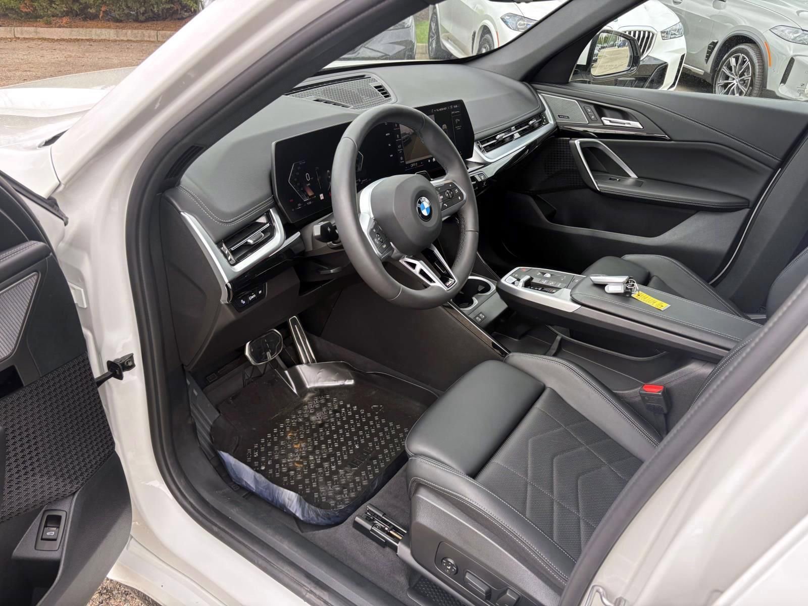 Used 2026 BMW X1 xDrive28i w/ M Sport Package image 24