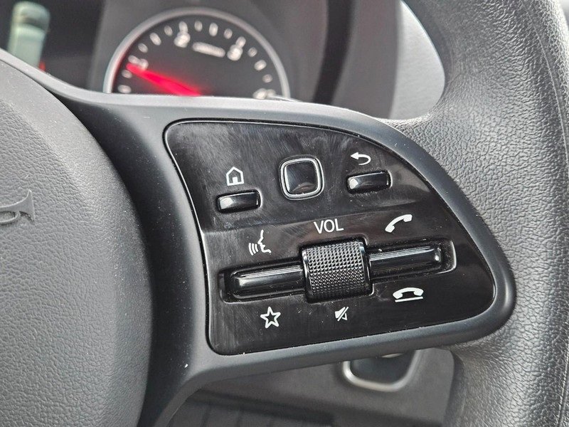 Used 2024 Mercedes-Benz Sprinter 2500 image 13
