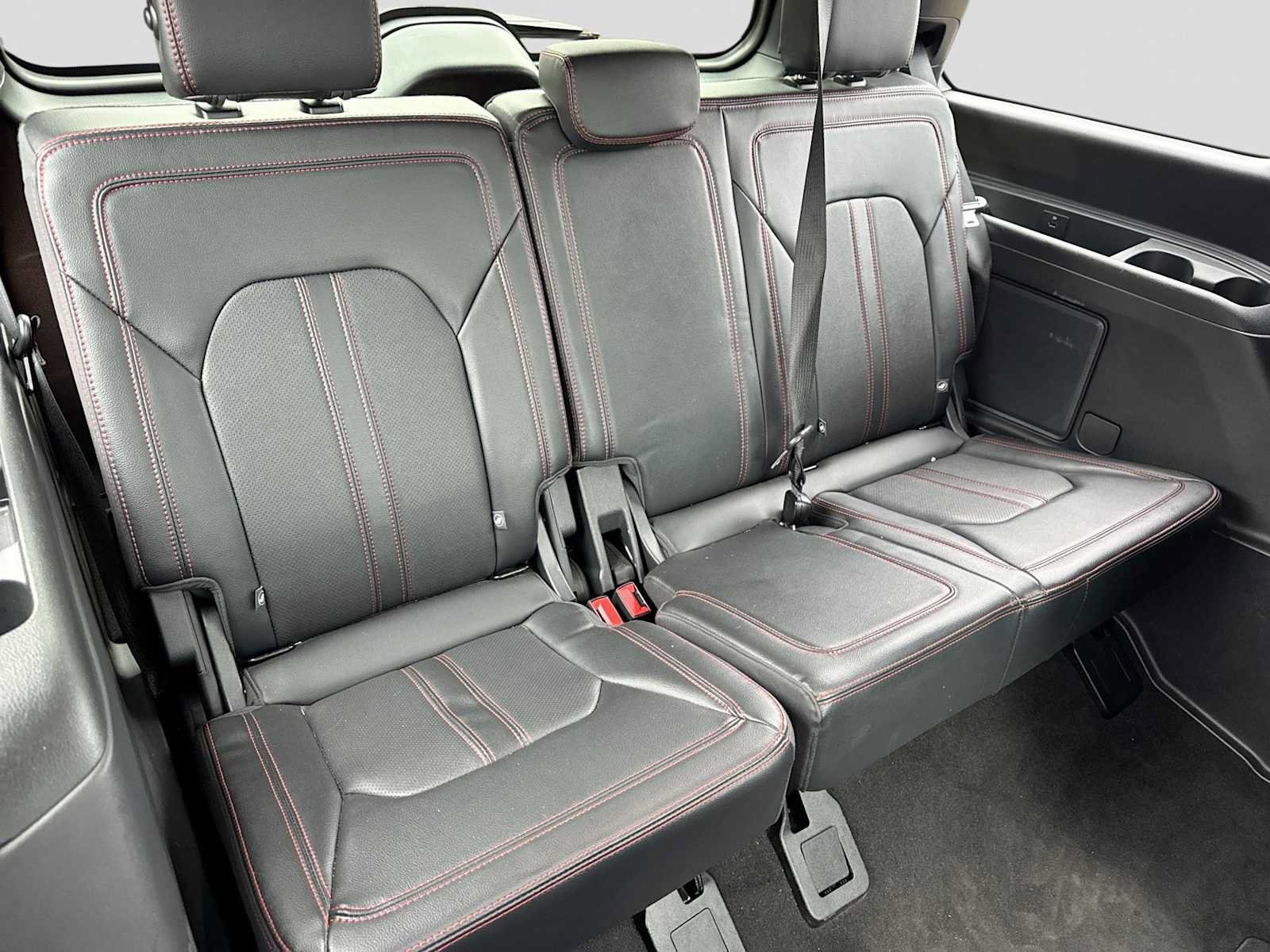 Certified 2024 Ford Expedition Limited AWD/4WD image 22
