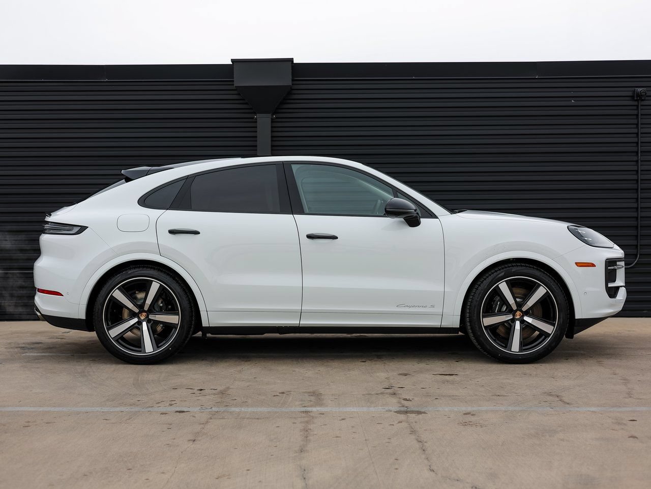New 2026 Porsche Cayenne S AWD/4WD image 8