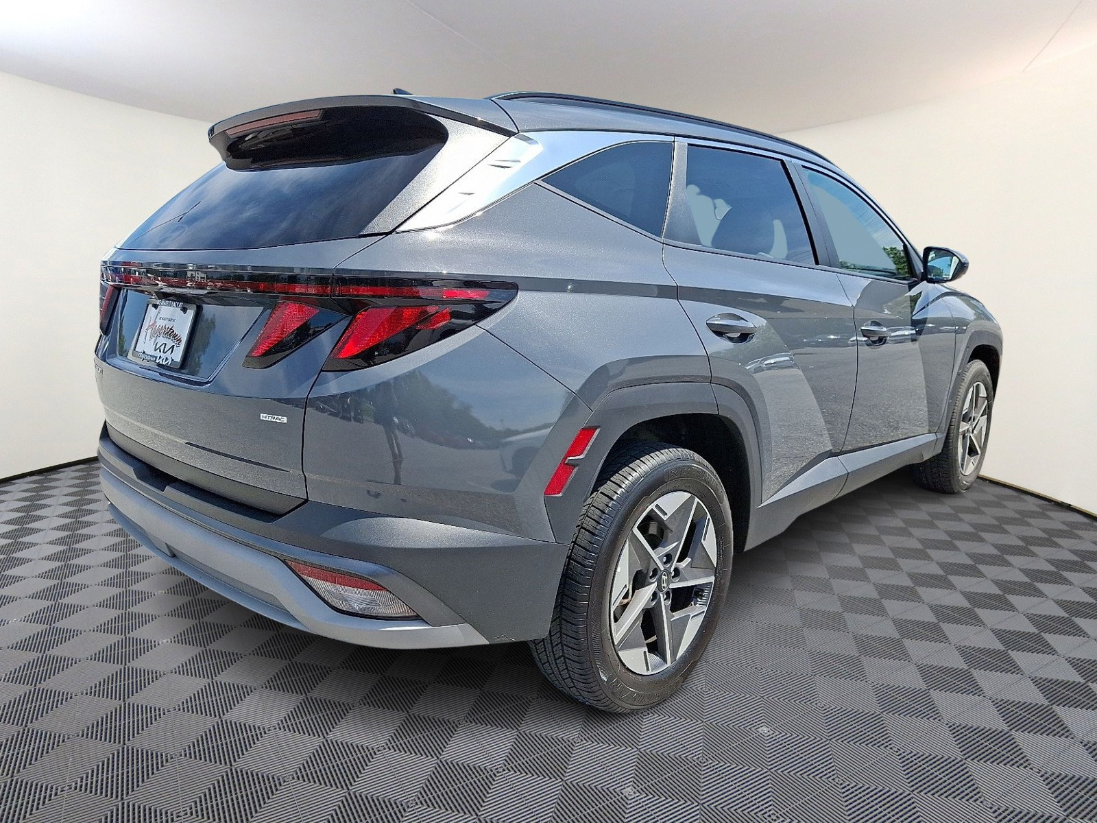 Used 2025 Hyundai Tucson SEL AWD/4WD image 6