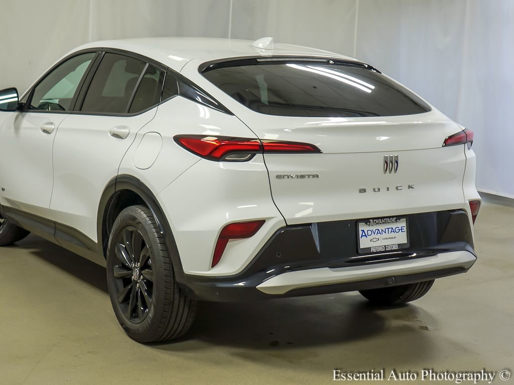Used 2025 Buick Envista Sport Touring image 7