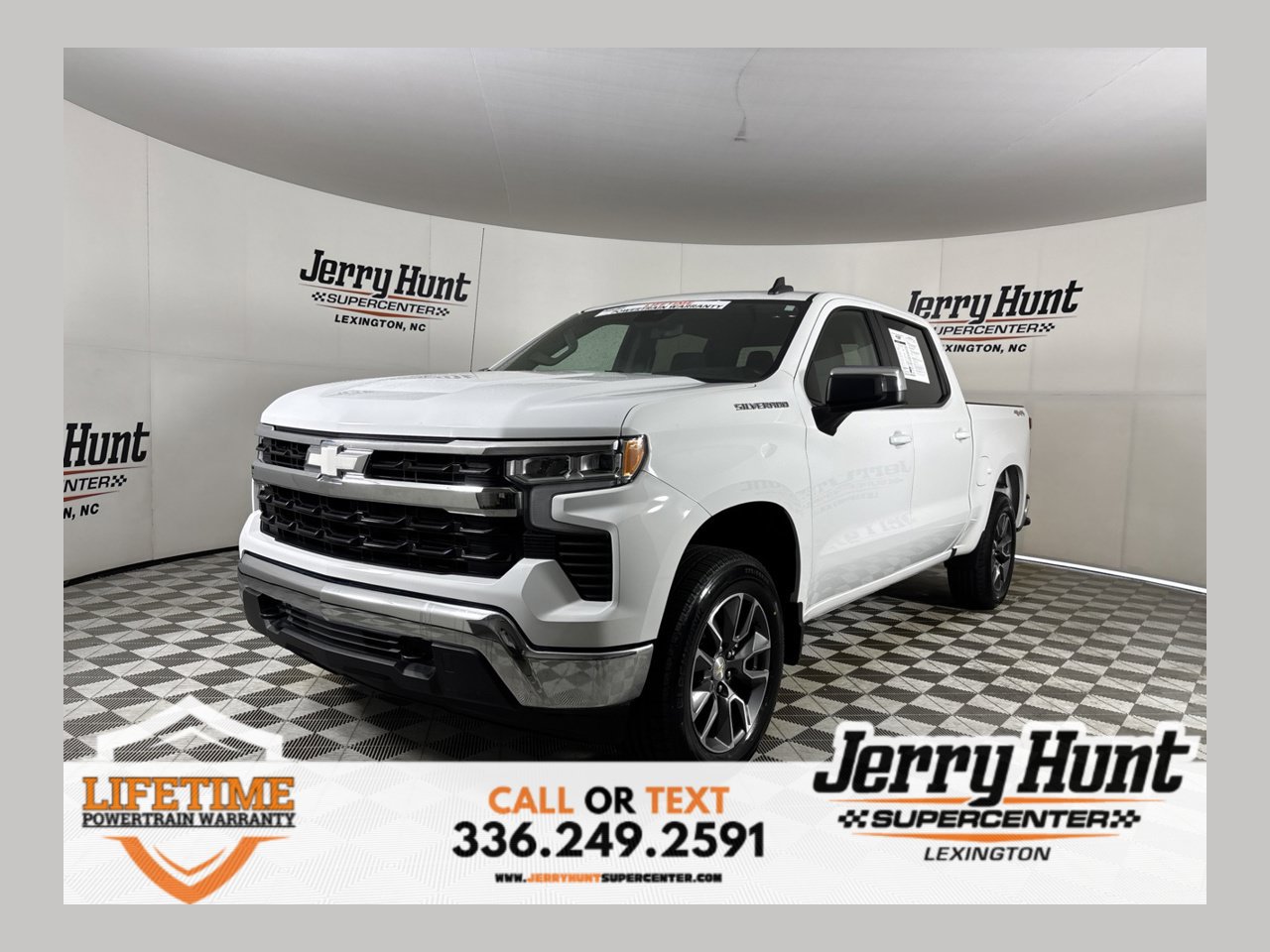 Used 2023 Chevrolet Silverado 1500 LT AWD/4WD image 1