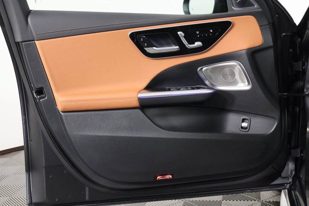 New 2026 Mercedes-Benz C 300 Sedan image 7