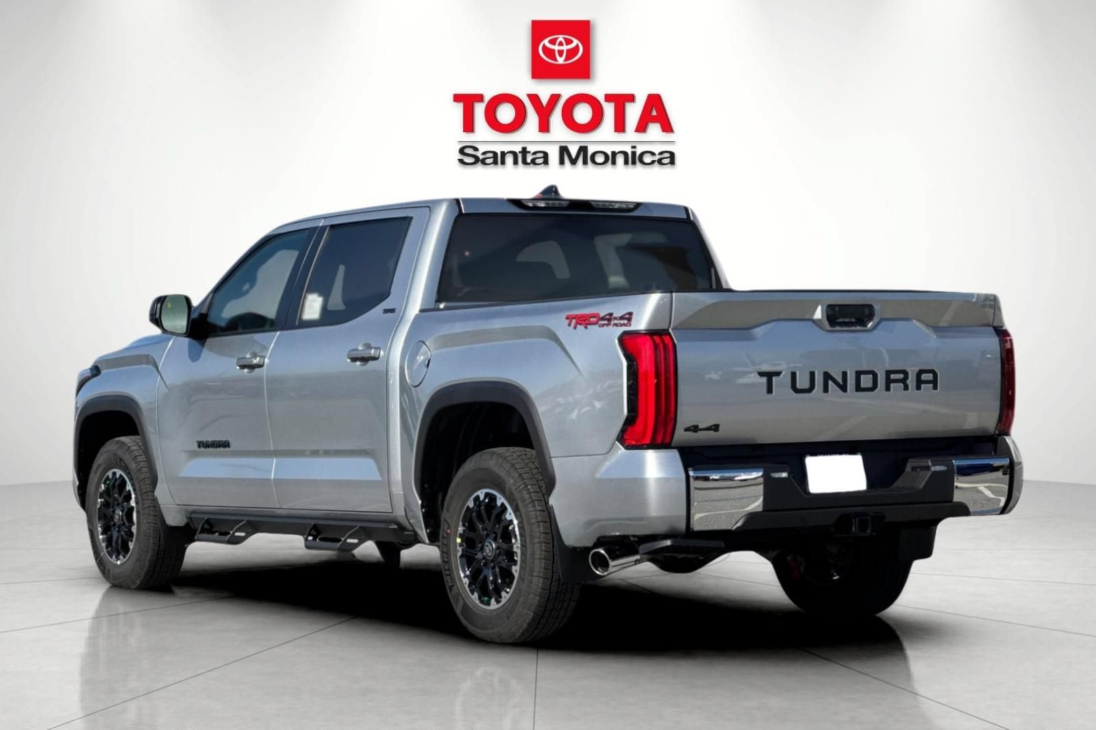 New 2026 Toyota Tundra SR5 w/ SR5 Convenience Package AWD/4WD image 5