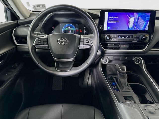 Certified 2025 Toyota Grand Highlander XLE image 24