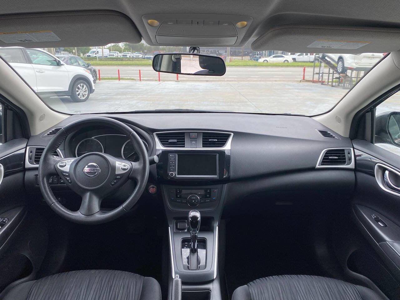 Used 2019 Nissan Sentra SV FWD image 9