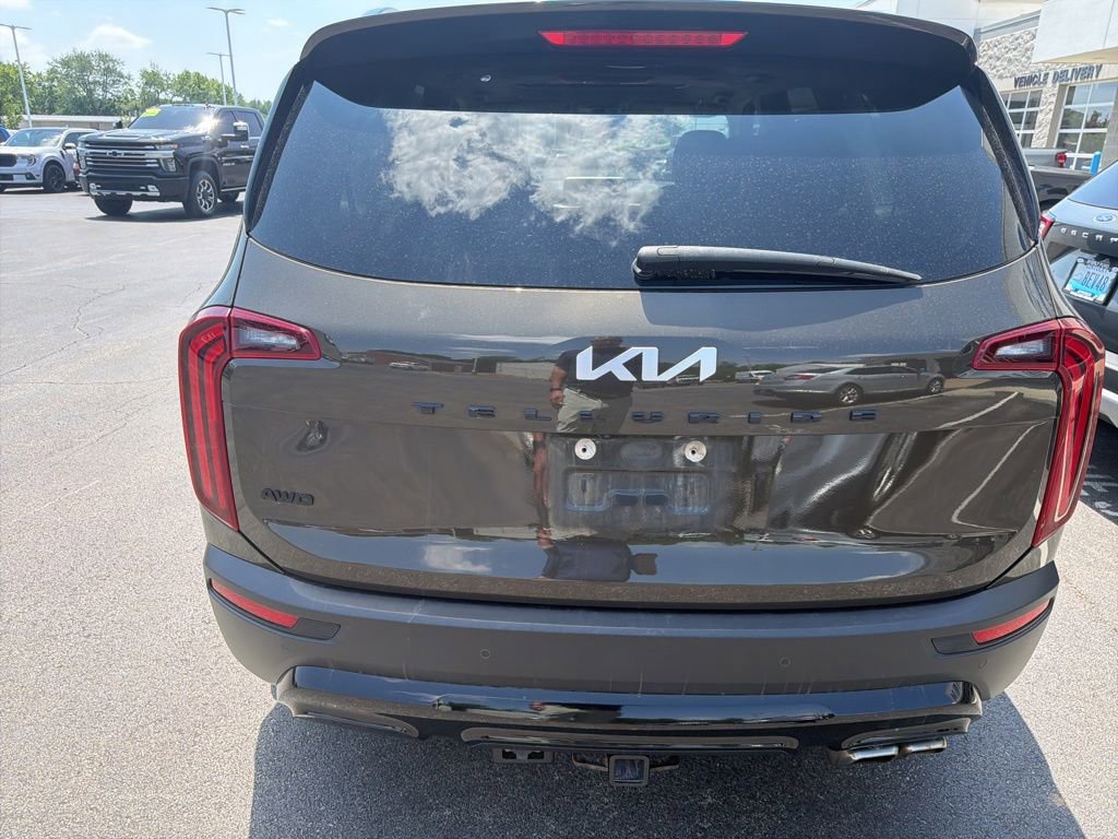 Used 2022 Kia Telluride SX w/ SX Prestige Package AWD/4WD image 3