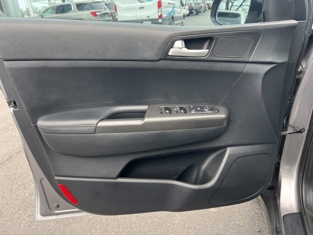 Used 2017 Kia Sportage LX image 24