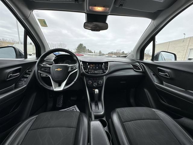 Certified 2020 Chevrolet Trax LT w/ Driver Confidence Package image 19