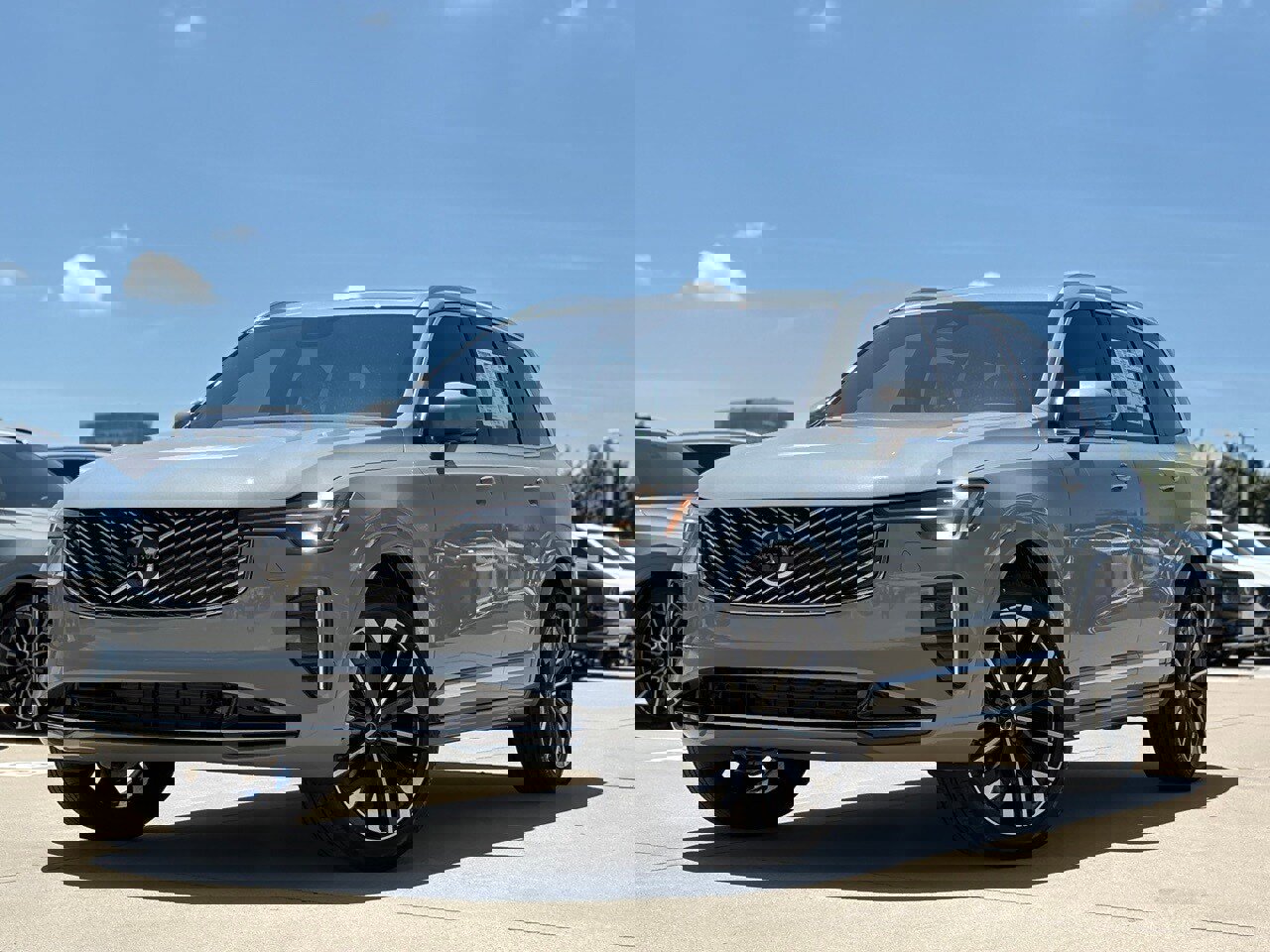 New 2026 Volvo XC90 B6 Plus w/ Protection Package Premier image 2