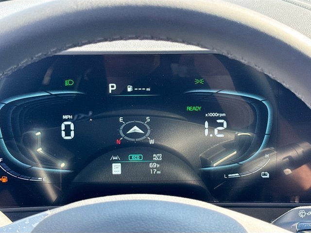 Certified 2025 Kia Sportage EX w/ EX Premium Package AWD/4WD image 15