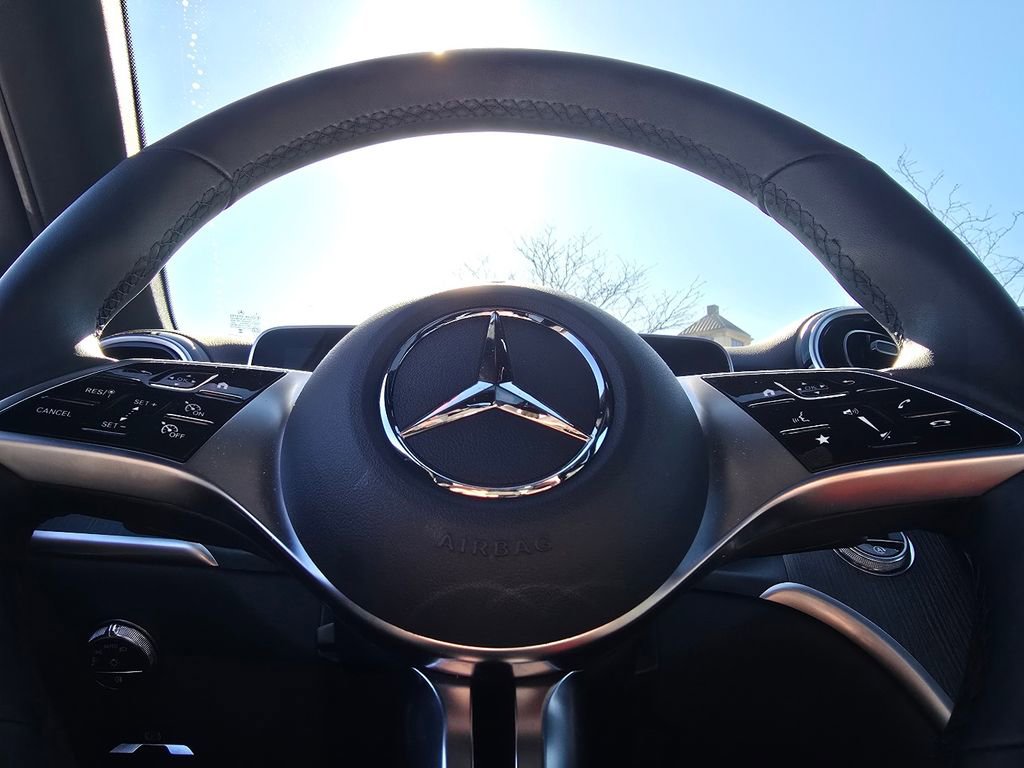 Certified 2026 Mercedes-Benz GLC 300 4MATIC image 27