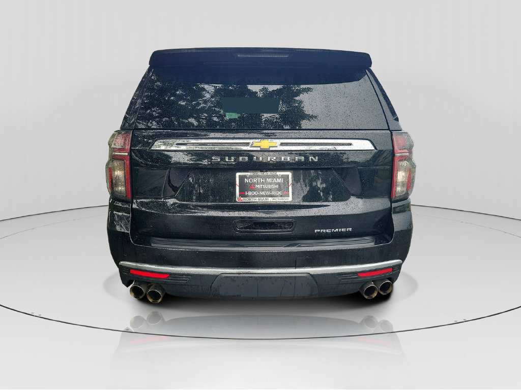 Used 2024 Chevrolet Suburban Premier AWD/4WD image 6
