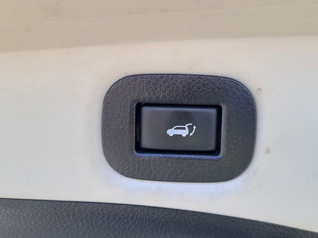 Used 2020 Nissan Rogue SV image 5