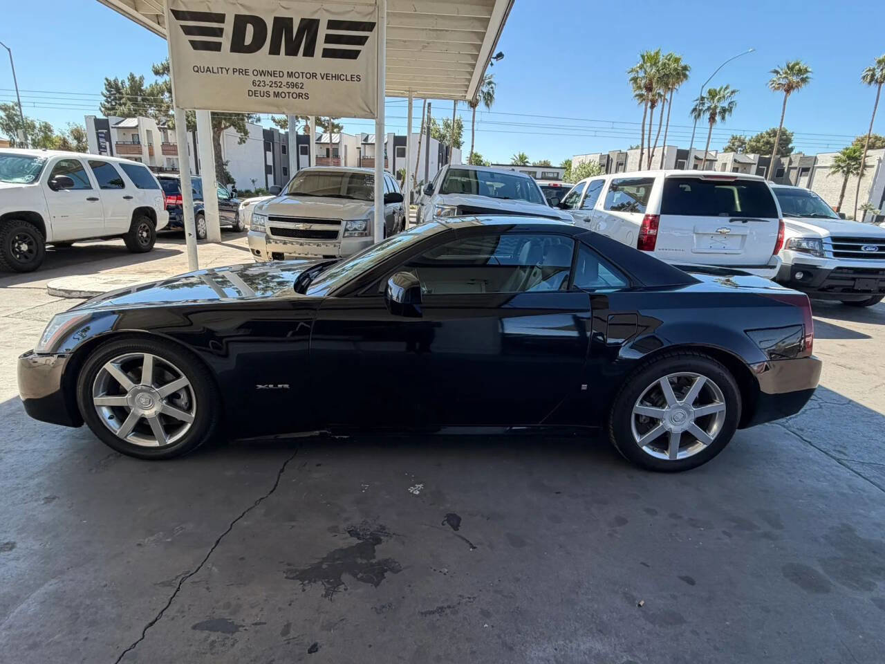 Used 2008 Cadillac XLR image 4