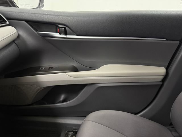 Used 2023 Toyota Camry LE FWD image 24