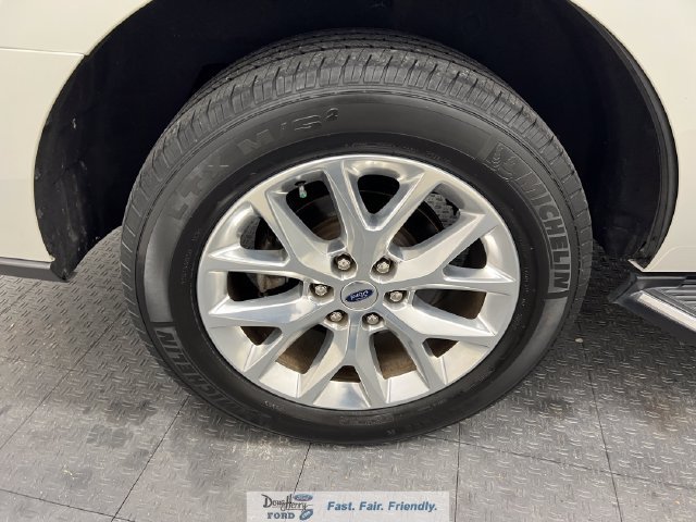 Used 2021 Ford Expedition XLT RWD image 15