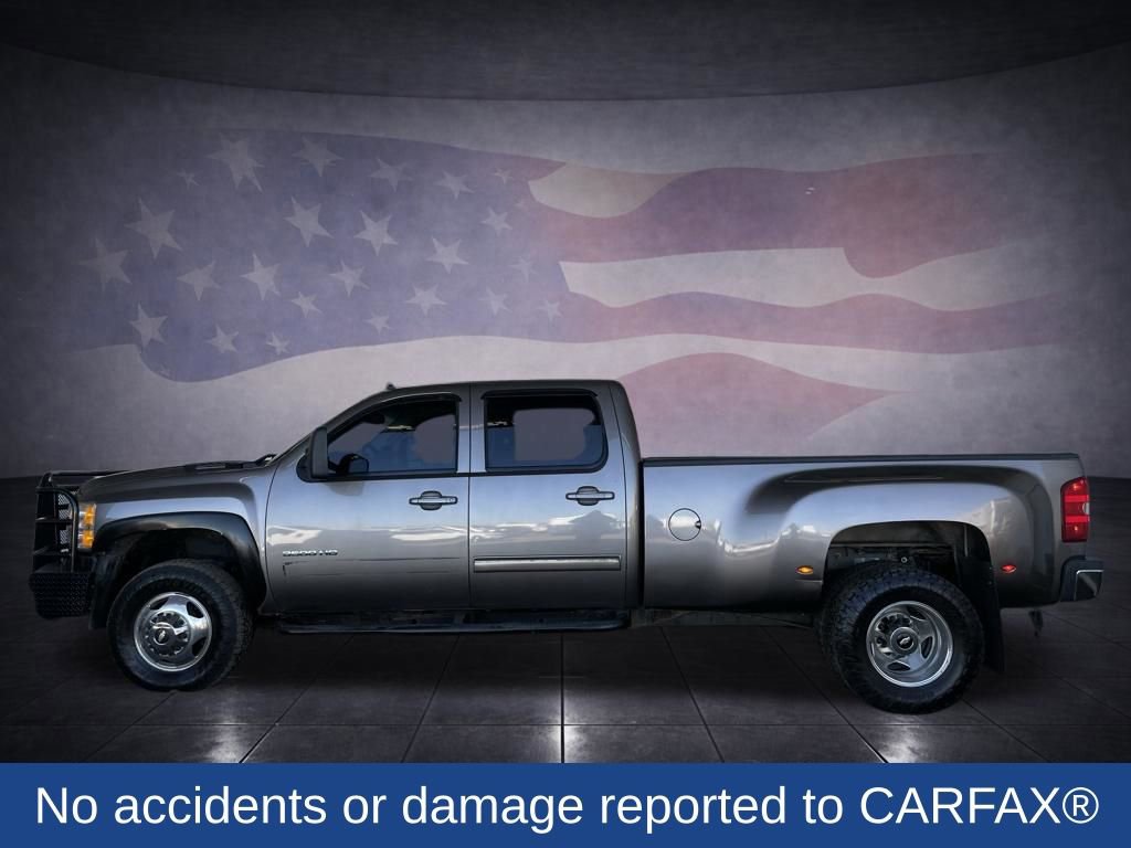 Used 2013 Chevrolet Silverado 3500 LTZ w/ LTZ Plus Package image 2