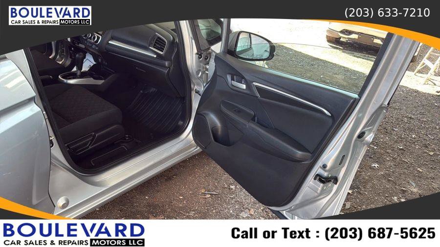 Used 2015 Honda Fit LX image 34