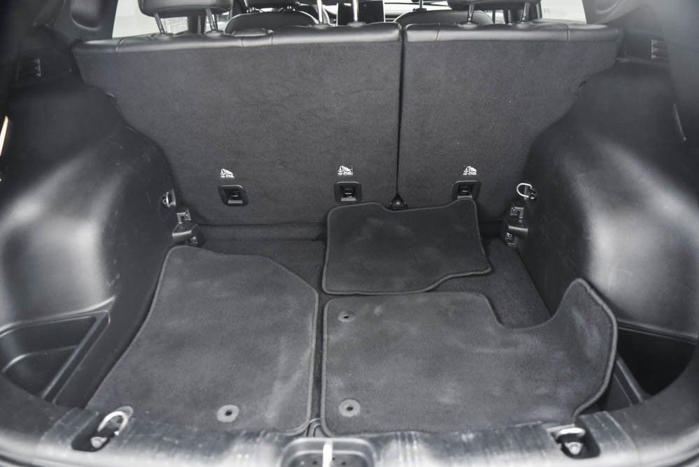 Used 2024 Jeep Compass Limited image 14