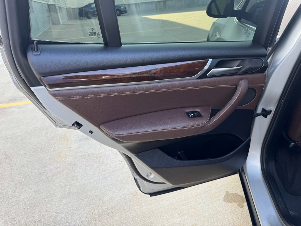 Used 2017 BMW X3 sDrive28i image 23