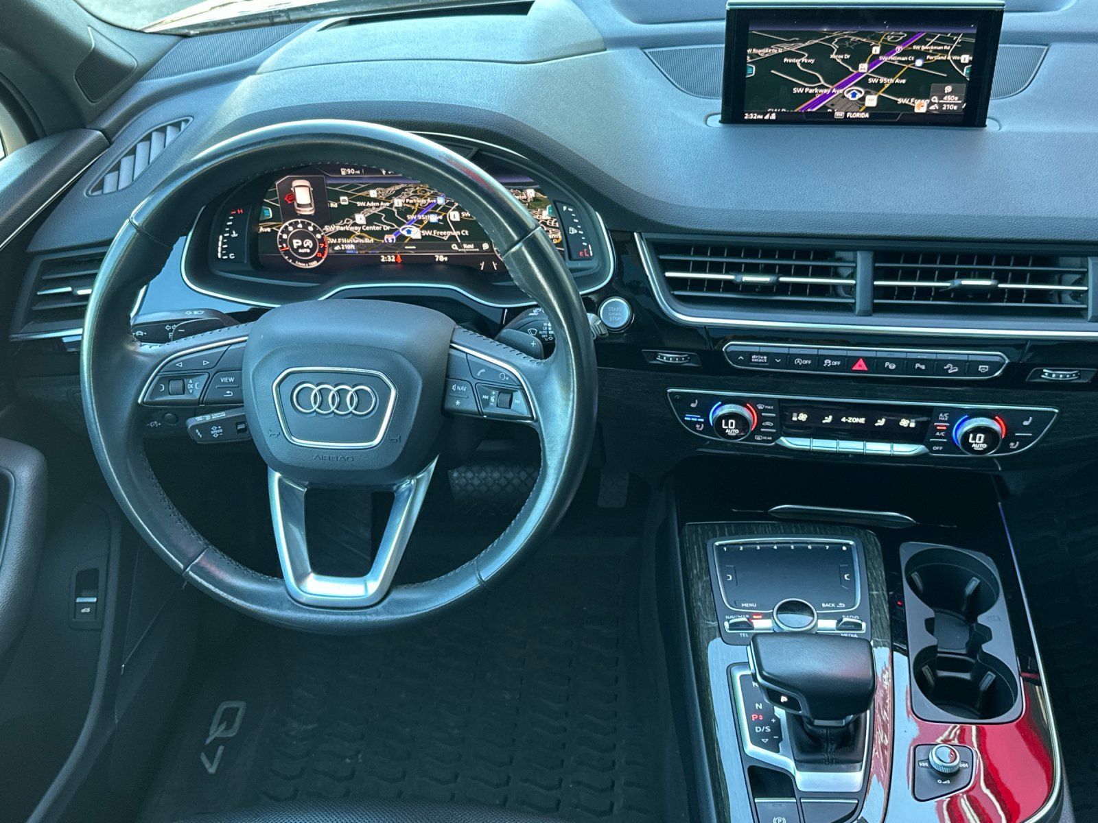 Used 2019 Audi Q7 3.0T Prestige w/ Prestige Package AWD/4WD image 13
