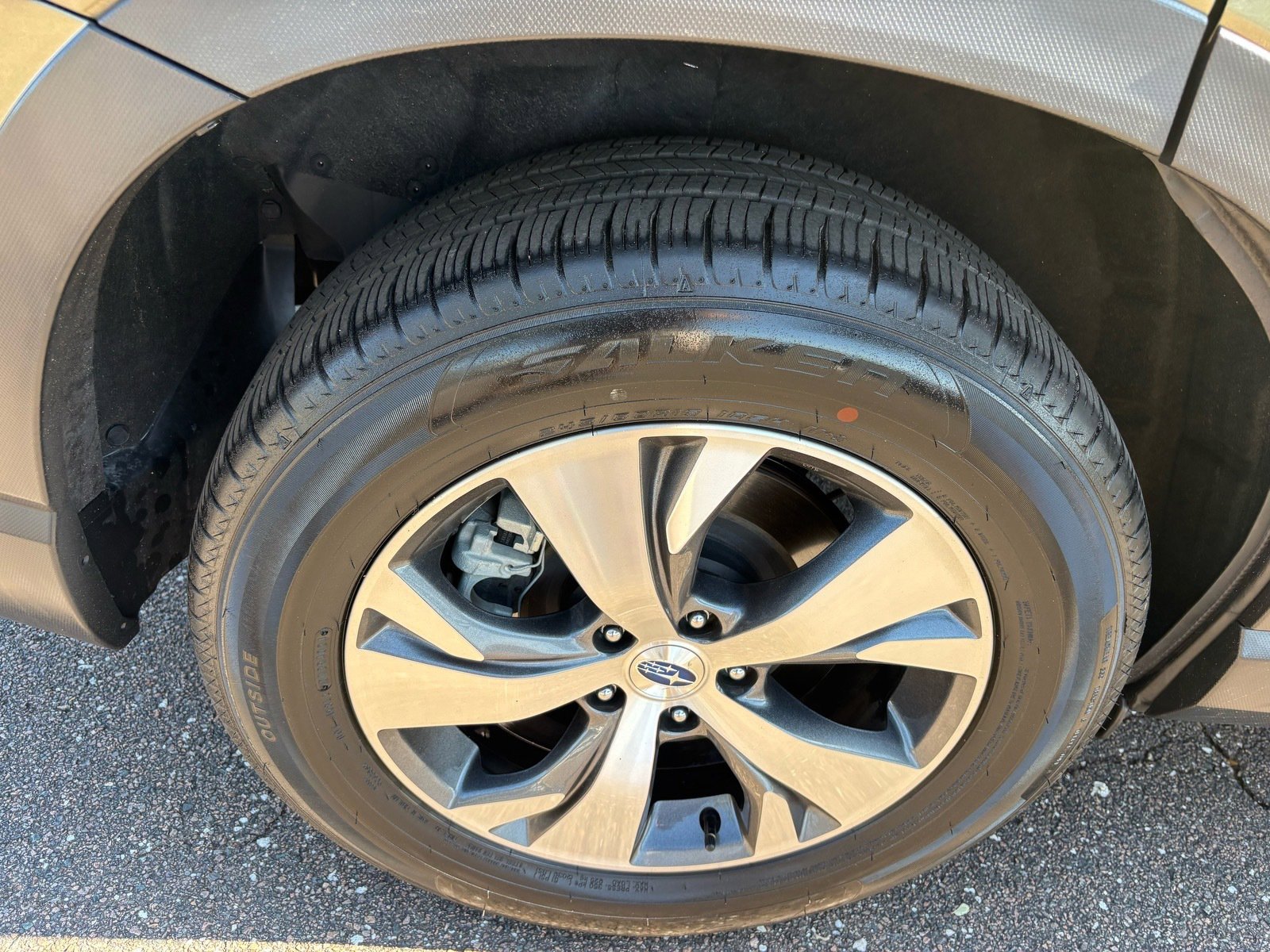 Used 2025 Subaru Ascent Premium w/ Premium Package image 24